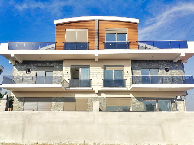  فيلا 7 + 1 في منطقة دوشمالتي - انطاليا