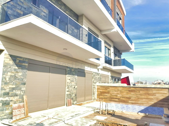  فيلا 7 + 1 في منطقة دوشمالتي - انطاليا