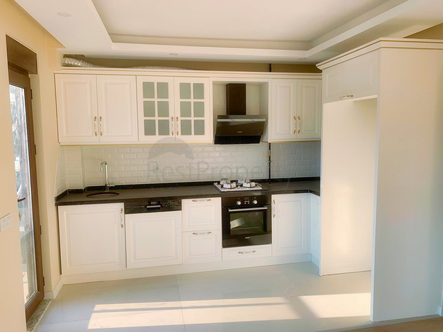 شقة 2 + 1 في غورسو - أنطاليا