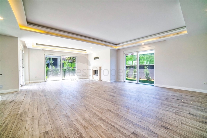 مجمع فلل 4 + 1 مخطط في دوشمالتي - أنطاليا