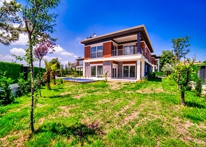 مجمع فلل 4 + 1 مخطط في دوشمالتي - أنطاليا