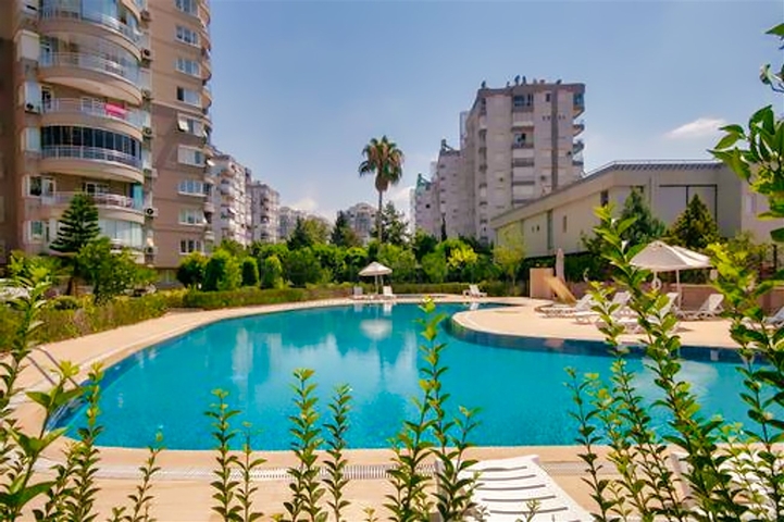 شقة 3 + 1 في منطقة كاجلايان - أنطاليا