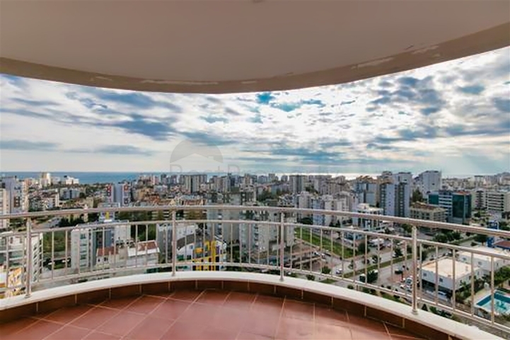 شقة 3 + 1 في منطقة كاجلايان - أنطاليا