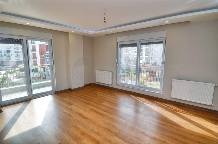 شقة- 2 + 1 في منطقة كيزيلاريك - أنطاليا