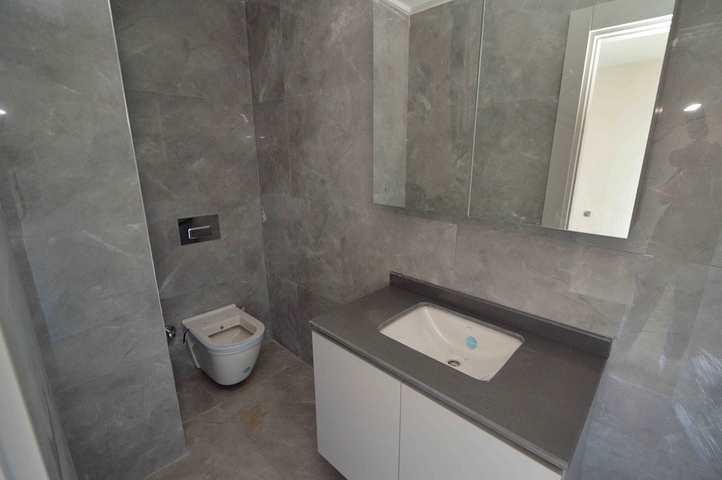 فلل في مجمع فاخر 5 + 1 في منطقة لارا المرموقة - أنطاليا