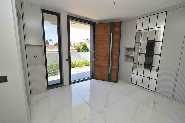 فلل في مجمع فاخر 5 + 1 في منطقة لارا المرموقة - أنطاليا