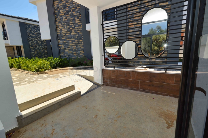 فلل في مجمع فاخر 5 + 1 في منطقة لارا المرموقة - أنطاليا