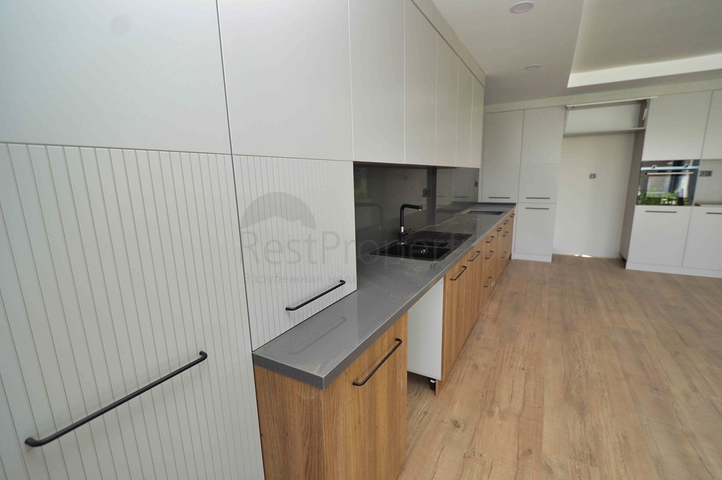 فلل في مجمع فاخر 5 + 1 في منطقة لارا المرموقة - أنطاليا