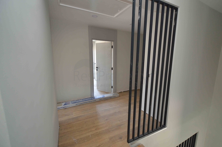 فلل في مجمع فاخر 5 + 1 في منطقة لارا المرموقة - أنطاليا