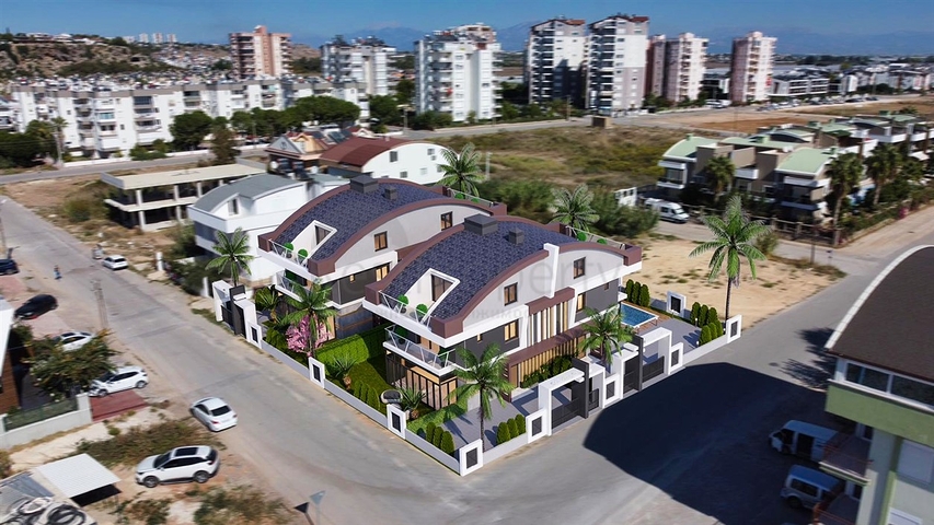  فيلا 3 + 1 في منطقة غوزلوبا- أنطاليا