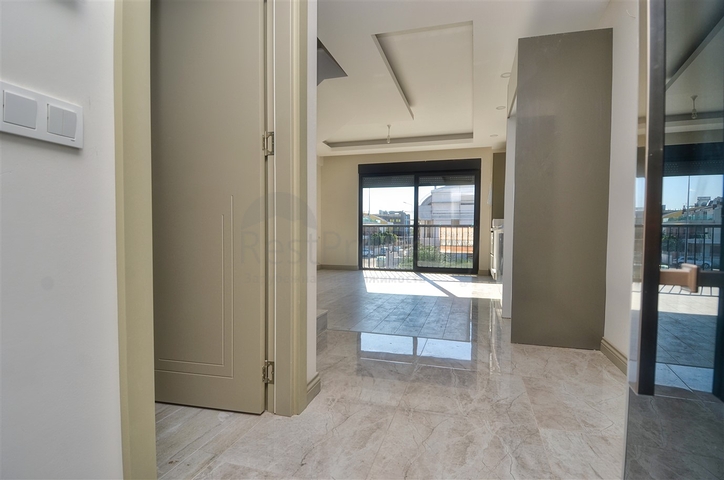 شقة 3 + 1 في منطقة غوزالوبا - أنطاليا