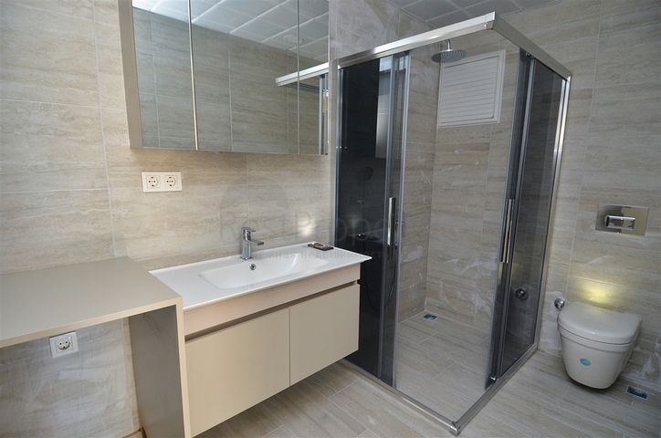 شقة 3 + 1 في منطقة غوزالوبا - أنطاليا