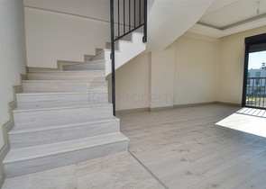 شقة 3 + 1 في منطقة غوزالوبا - أنطاليا