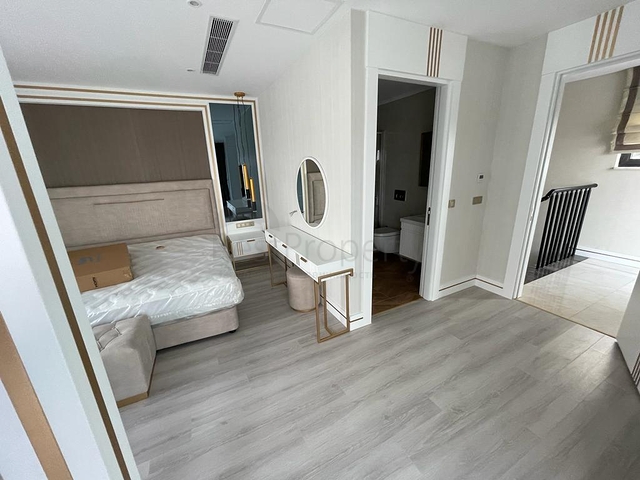  فيلا 4 + 1 في بيليك - أنطاليا