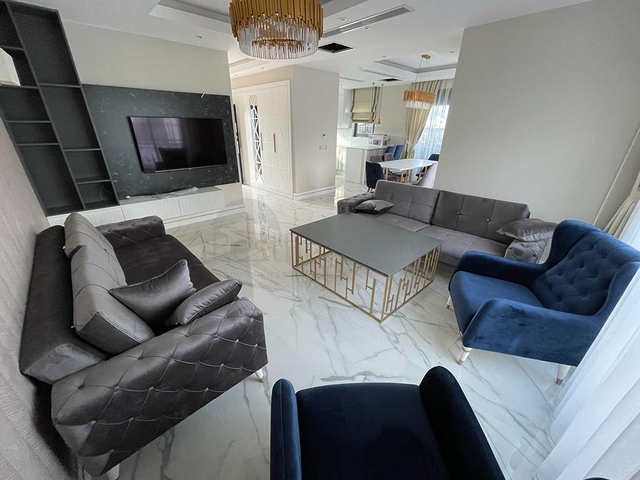  فيلا 4 + 1 في بيليك - أنطاليا