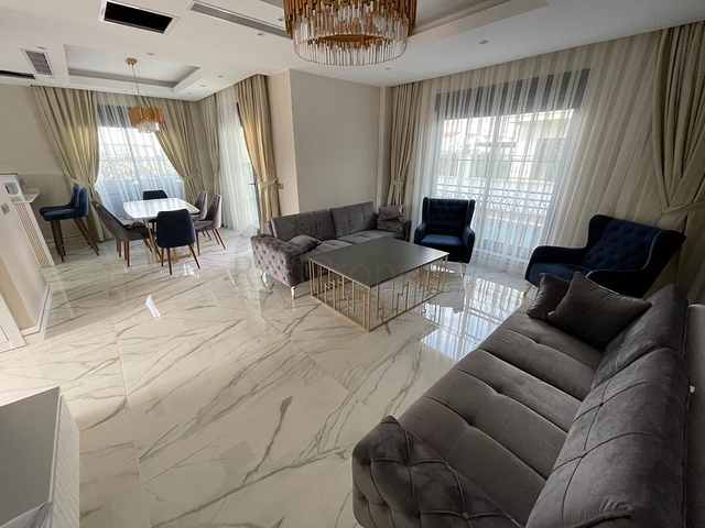  فيلا 4 + 1 في بيليك - أنطاليا