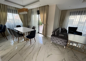  فيلا 4 + 1 في بيليك - أنطاليا