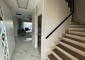  فيلا 4 + 1 في بيليك - أنطاليا