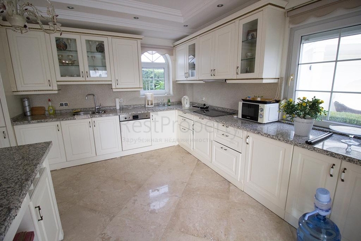 شقة 4 + 1 في بيليك - أنطاليا