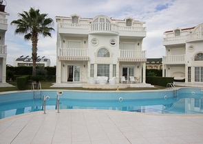 شقة 4 + 1 في بيليك - أنطاليا