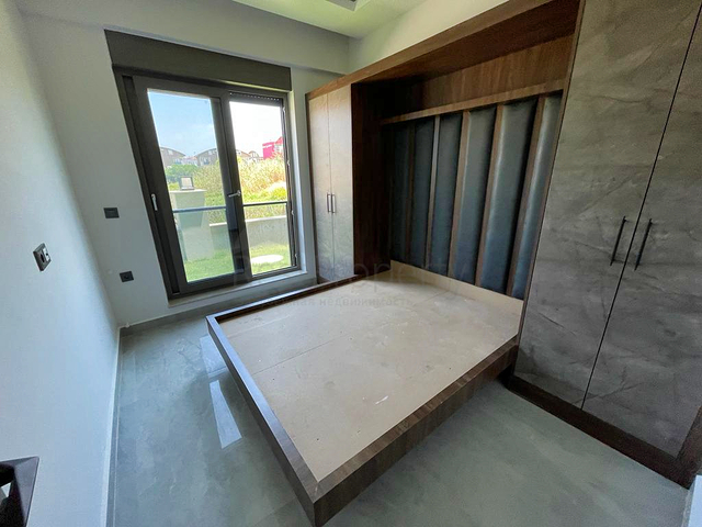 شقق 2 + 1 ، 4 + 1 لها في بيليك - أنطاليا