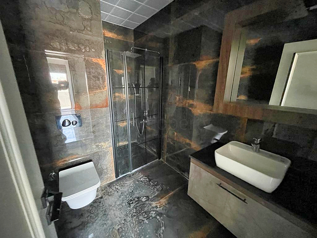 شقق 2 + 1 ، 4 + 1 لها في بيليك - أنطاليا