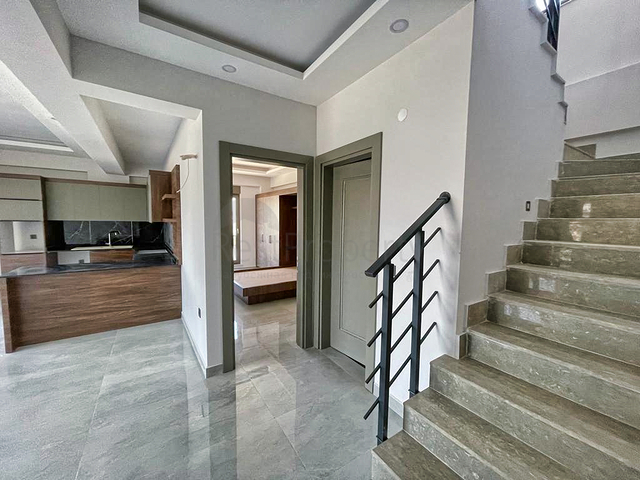 شقق 2 + 1 ، 4 + 1 لها في بيليك - أنطاليا