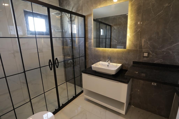 شقق 1 + 1 و 2 + 1 في بيليك - أنطاليا