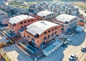 فيلا 7 + 1 في  المولايوسف - انطاليا