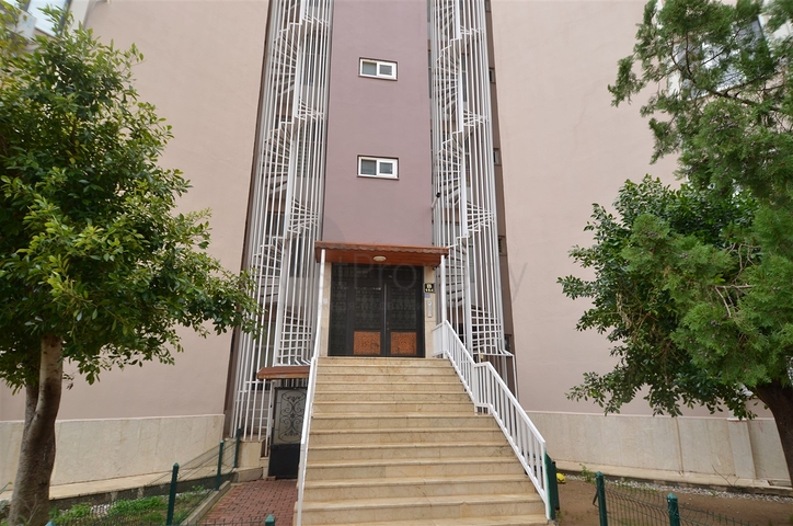 شقق 3 + 1 في لارا - أنطاليا