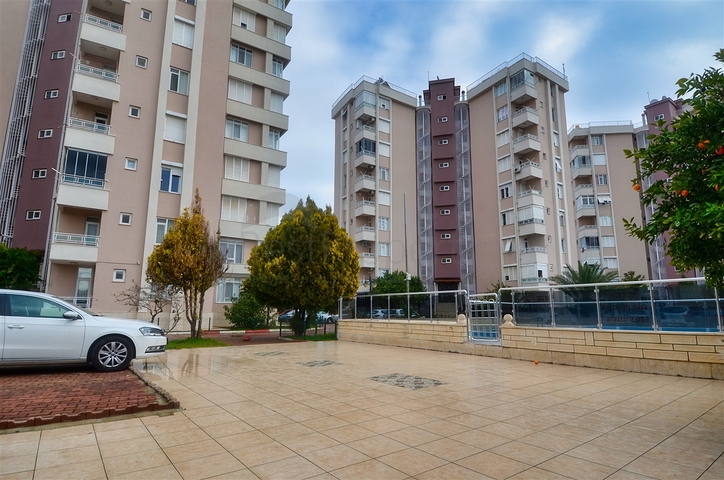 شقق 3 + 1 في لارا - أنطاليا