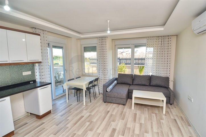 شقق 1 + 1 و 3 + 1 في منطقة لارا - أنطاليا