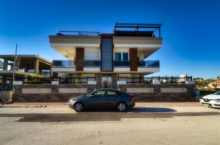 شقق 1 + 1 و 3 + 1 في منطقة لارا - أنطاليا