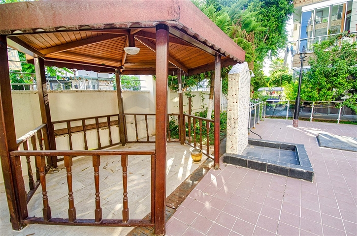 شقة 2 + 1 في حي أونجالي - أنطاليا