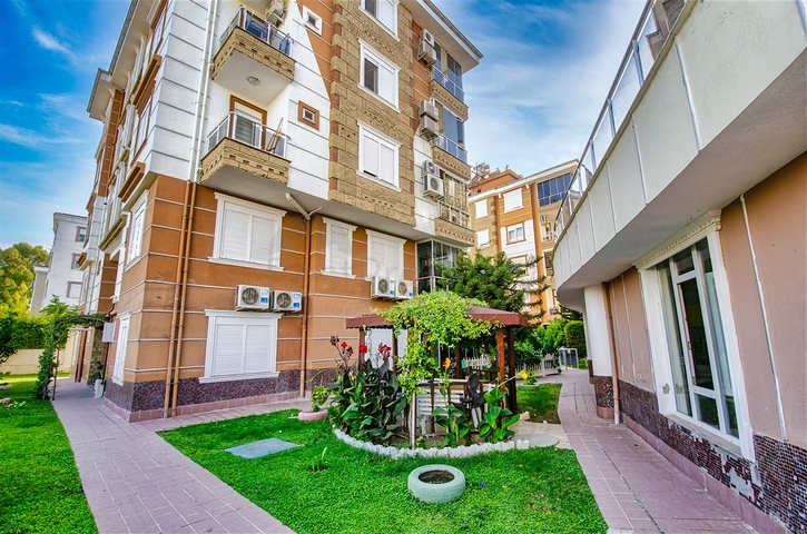 شقة 2 + 1 في حي أونجالي - أنطاليا