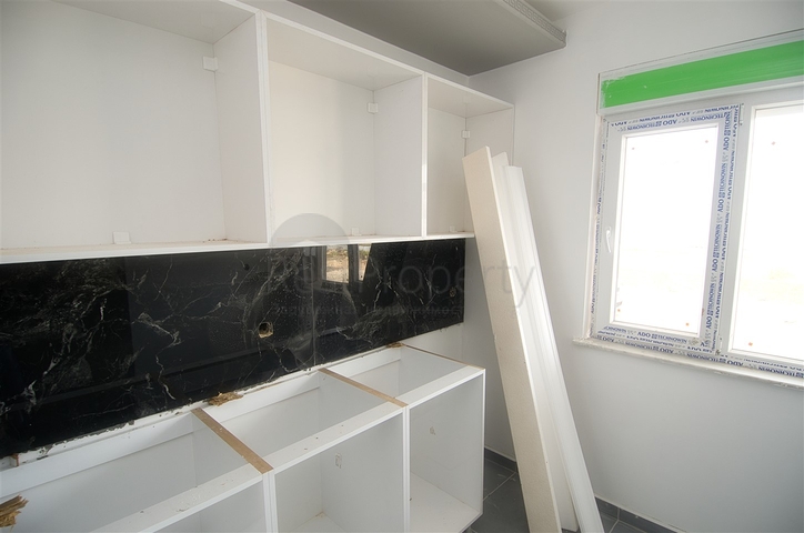 شقق 1 + 1 و 3 + 1 في كيبيز - أنطاليا