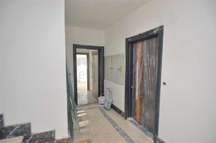 شقق 1 + 1 و 3 + 1 في كيبيز - أنطاليا