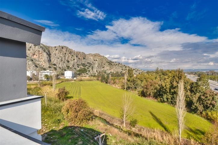 شقة 4 + 1 في منطقة هورما - أنطاليا