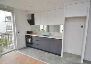 شقق 1 + 1 و 2 + 1 في وسط أنطاليا