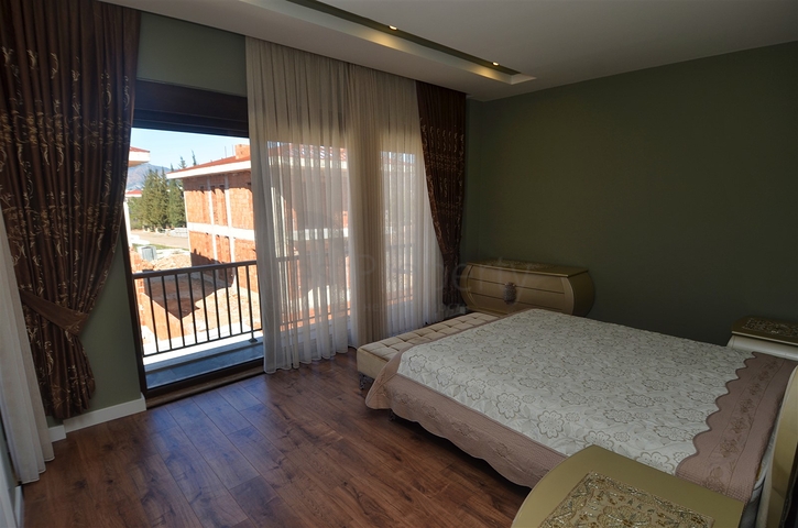 فلل 4 + 1 في دوشمالتي - أنطاليا