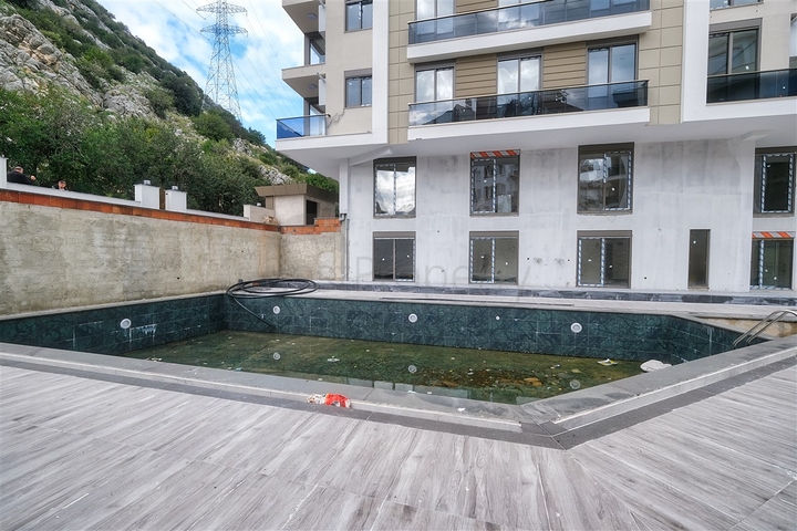 شقق 1 + 1 ، 2 + 1 و 4 + 1 في منطقة هورما - أنطاليا