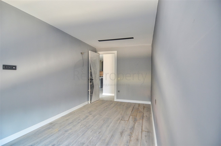 شقة 1 + 1 في كونيالتي - أنطاليا