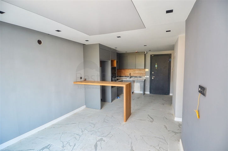 شقة 1 + 1 في كونيالتي - أنطاليا