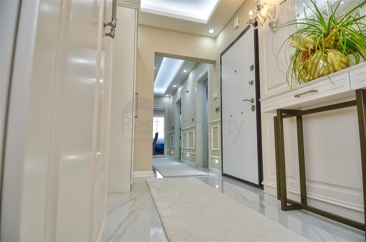  شقة 3 + 1 في وسط مدينة أنطاليا