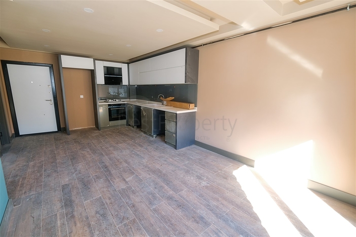 شقق 2 + 1 في منطقة ساريسو - أنطاليا