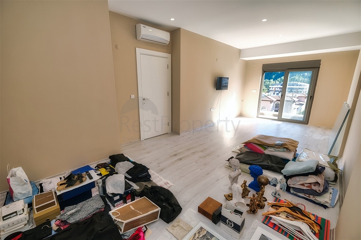 شقق 2 + 1 في منطقة ساريسو - أنطاليا