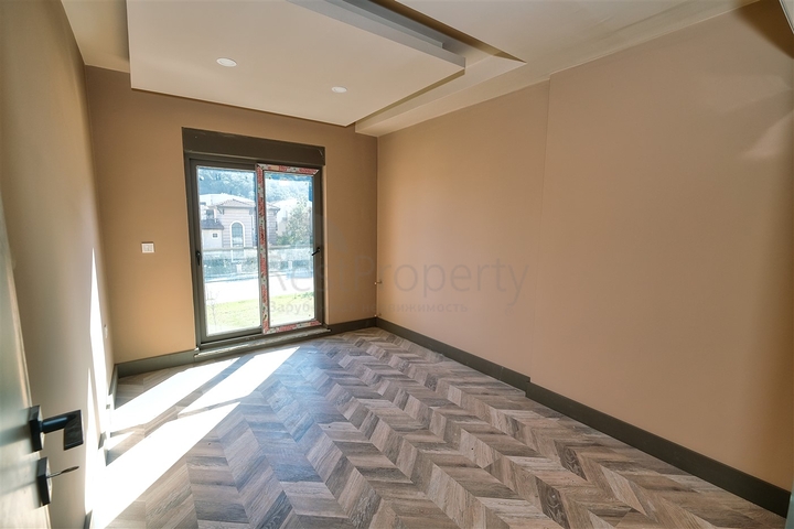 شقق 2 + 1 في منطقة ساريسو - أنطاليا