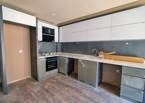 شقق 2 + 1 في منطقة ساريسو - أنطاليا