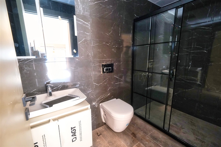 شقق 2+1 ، 3+1 و 4+1 في كونيالتي - منطقة أنطاليا 