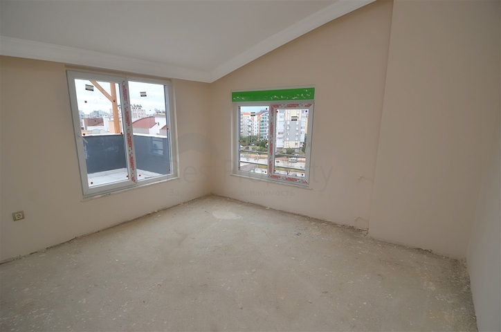 شقق دوبلكس 5 + 1 في منطقة كيبيز - أنطاليا 